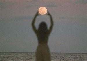 FULL MOON GODDESS CIRCLES